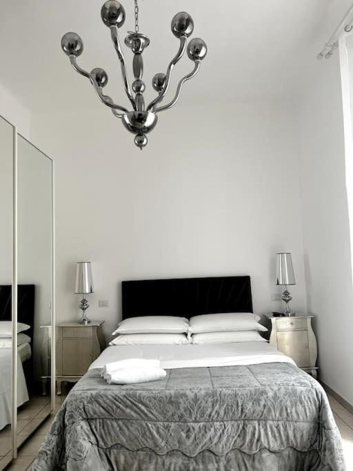 Hotel Virginia Apartaments - Stazione Termini Rome Extérieur photo